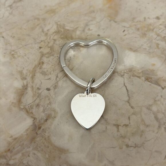 Tiffany & Co. Heart Tag Silver Key Ring 925 Sterling Silver - Picture 2 of 7